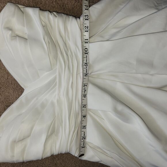 David's Bridal Pleated Strapless Wedding Dress Empire WaistSTYLE# WG3707Sz 10 - Picture 13 of 15